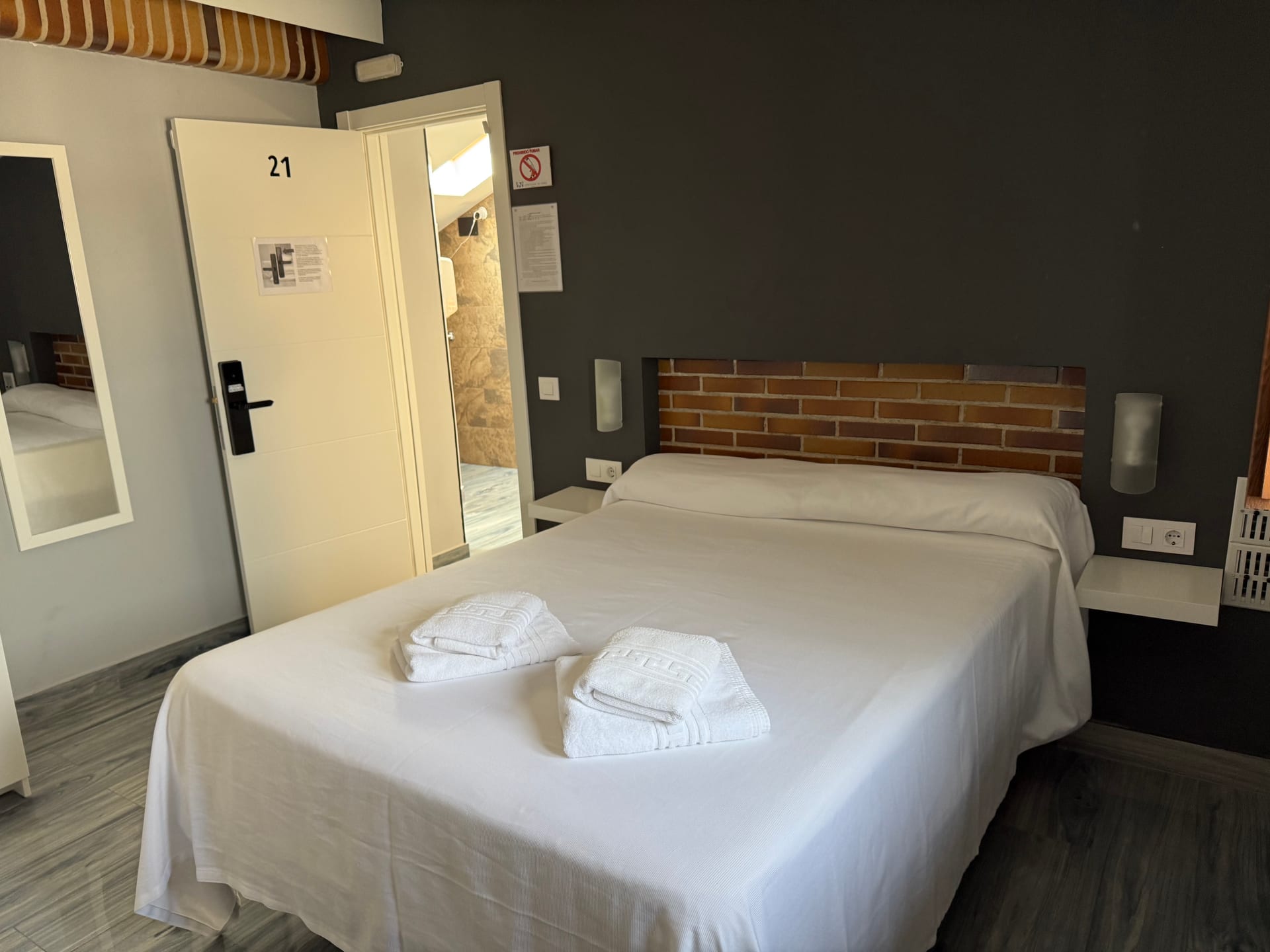 Habitación doble renovada